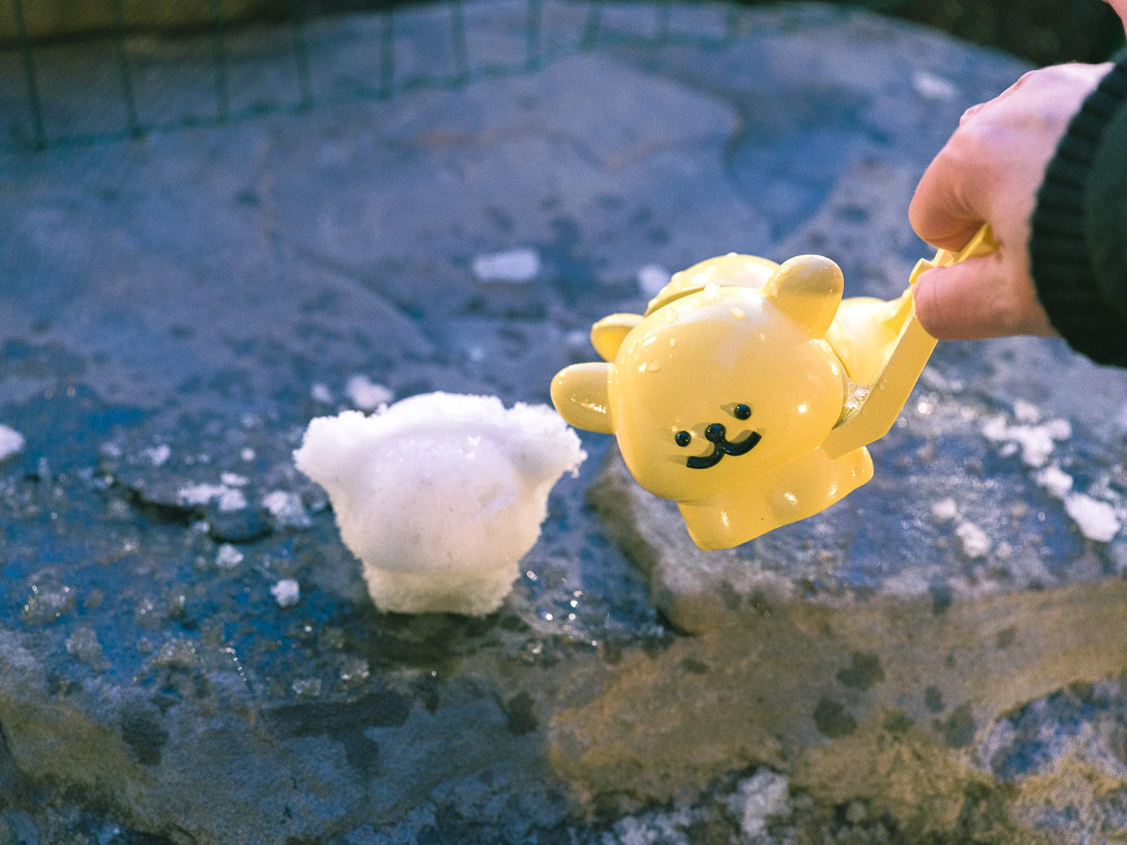 Maltese Snowball Maker, view 1